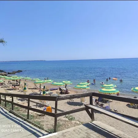 פארק נופש Villaggio Tucano Santa Domenica (Crotone)